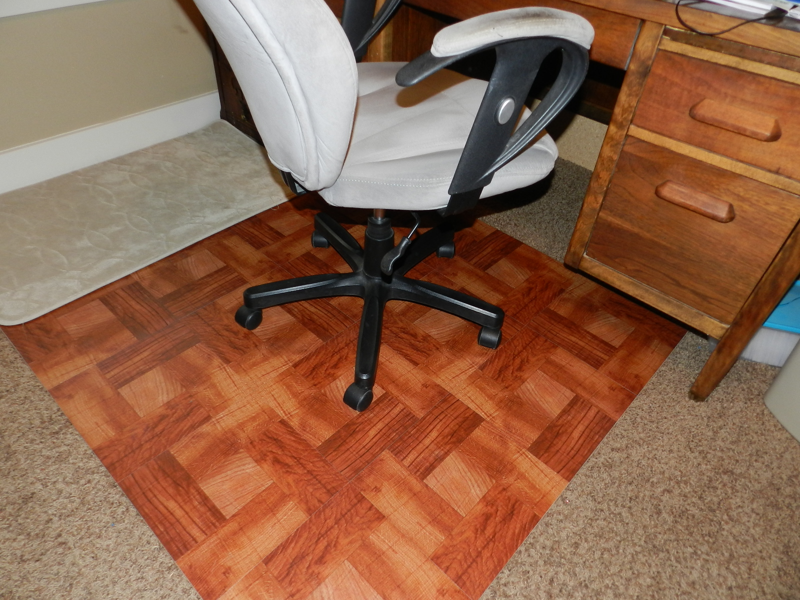 office chair on carpet