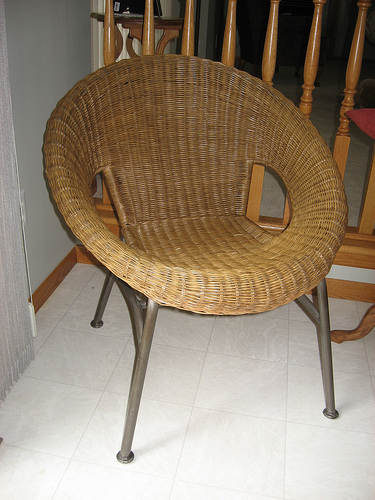 pier one wicker chair