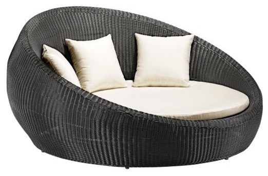 round lounge chair outdoor