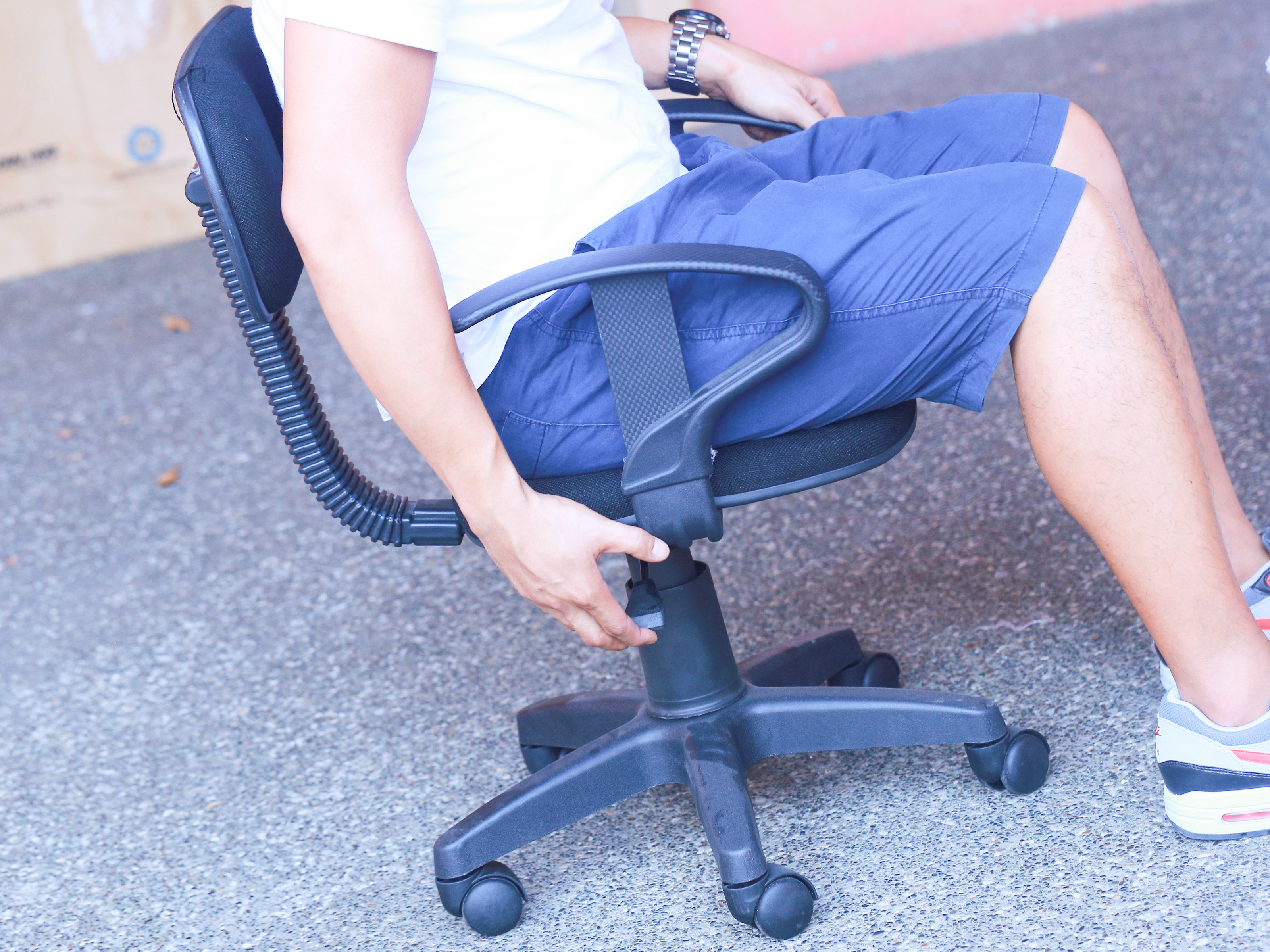 squeaky office chair